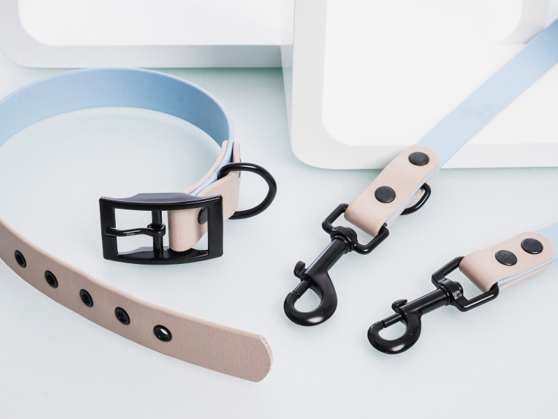 Biothane Hundeleine in der Hand