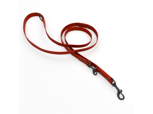 Captain’s Biothane verstellbare Hundeleine Fundstück Rot 19mm/200cm Schwarz Nieten