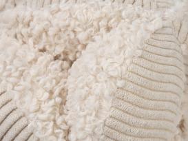 District 70 Hunde-Schnüffelball Bobby merengue 3