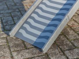 3-fach Klapp-Hunderampe aus Kunststoff 150 cm 5