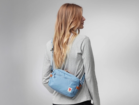 Fjällräven High Coast Crossbody Umhängetasche Dawn Blue