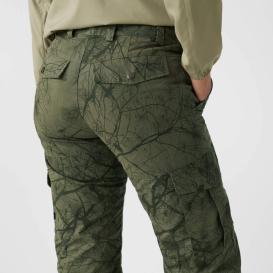 Fjällräven Damenhose Karla Hydratic green camo 6