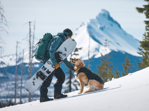 Ruffwear Quinzee™ Winter Hundejacke Obsidian Black